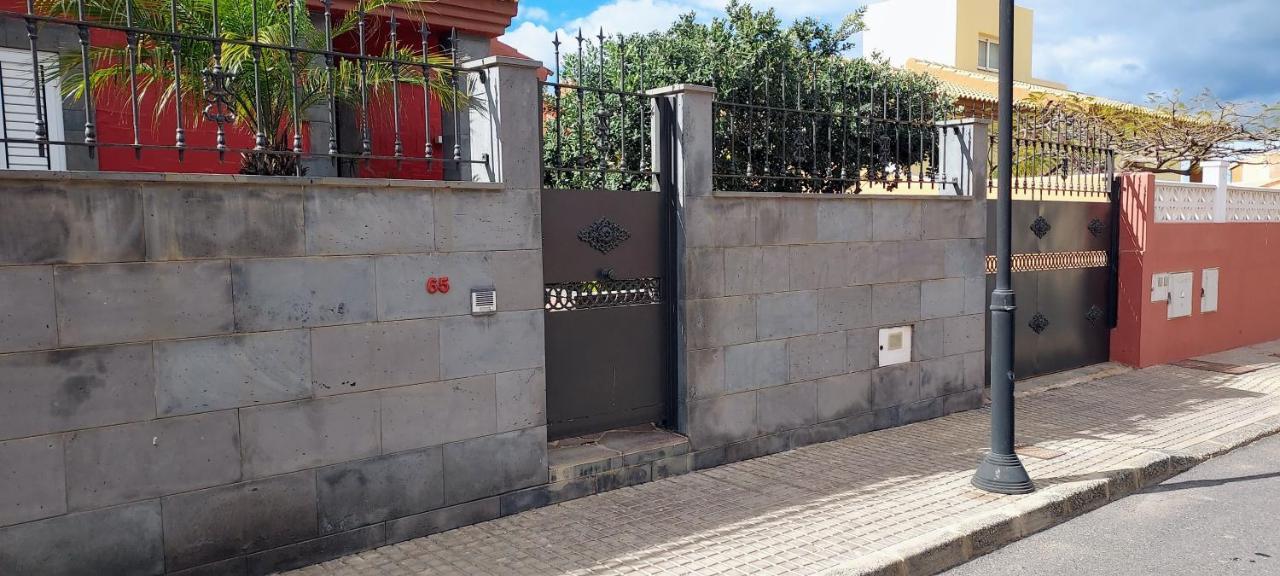 Casa Madriu, Villa De Lujo En Zona Residencial Corralejo Extérieur photo