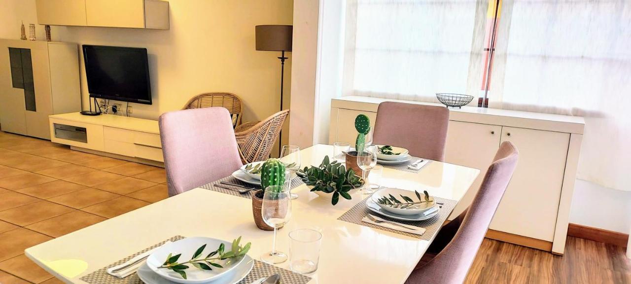 Casa Madriu, Villa De Lujo En Zona Residencial Corralejo Extérieur photo